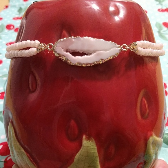 Unknown Jewelry - Pink Lavender Stone Agate Beaded Choker Necklace